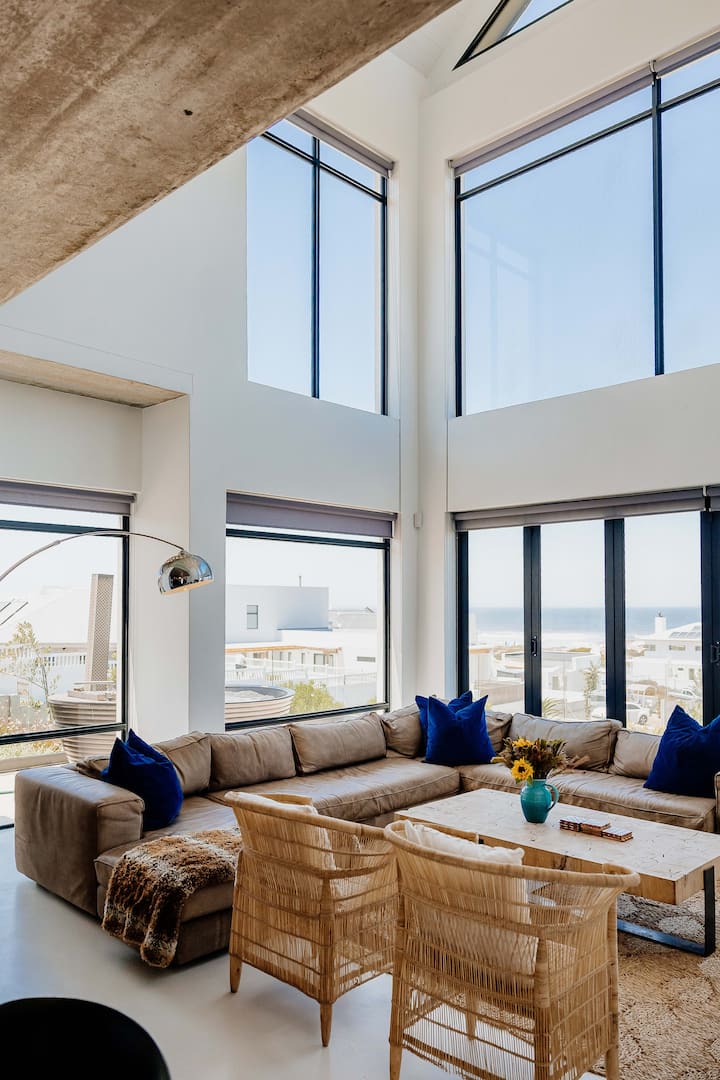 Beyond The Beach - Ocean Views, Space & Serenity - Yzerfontein