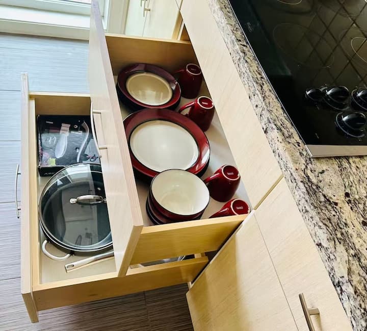 Private 2-level House - Vancouver