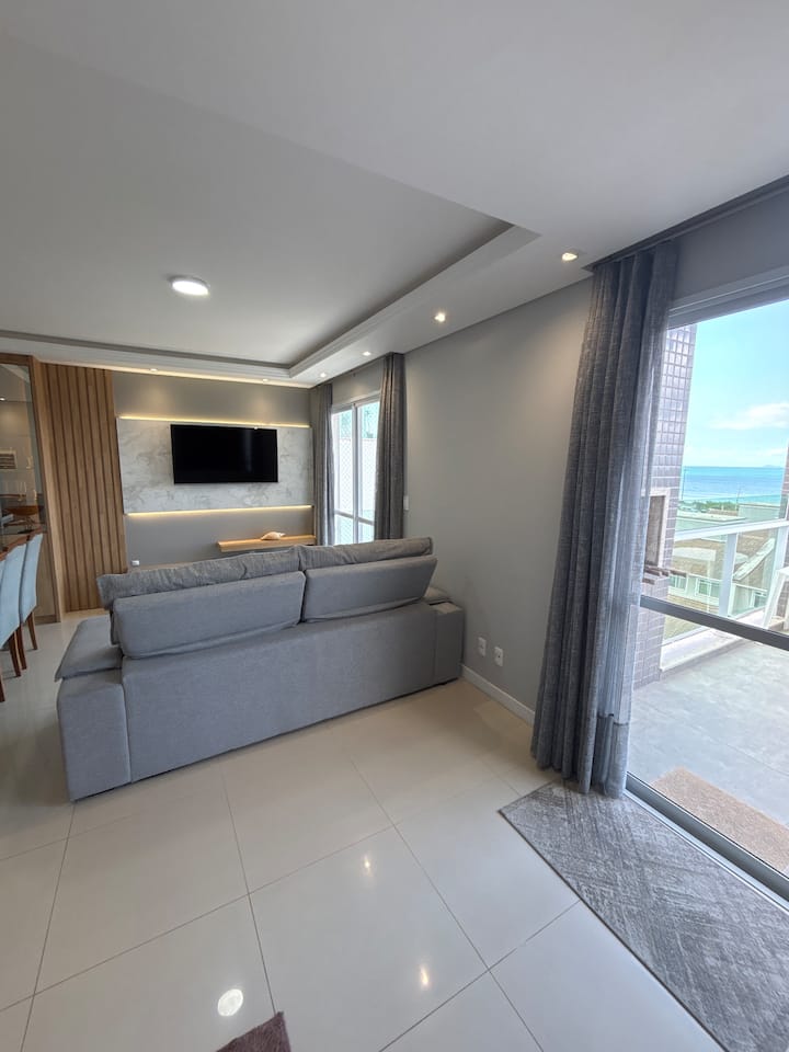 Cobertur 4 Suítes Avista Mar
Com Piscina Privada - Governador Celso Ramos