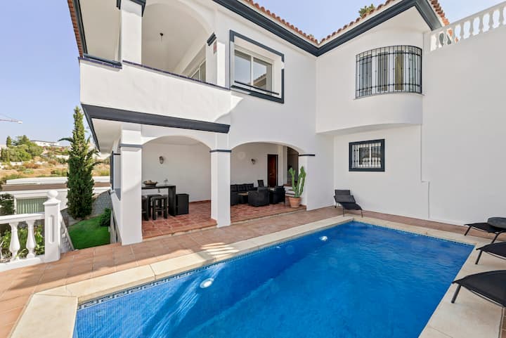 Privat Villa Next To Golf Unbeatable Views - Mijas
