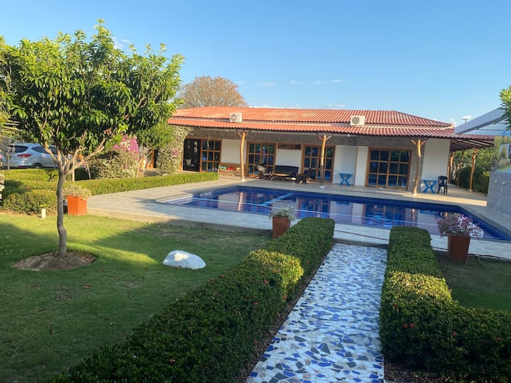 Casa Campestre: Piscina, Naturaleza Y Descanso - Valledupar