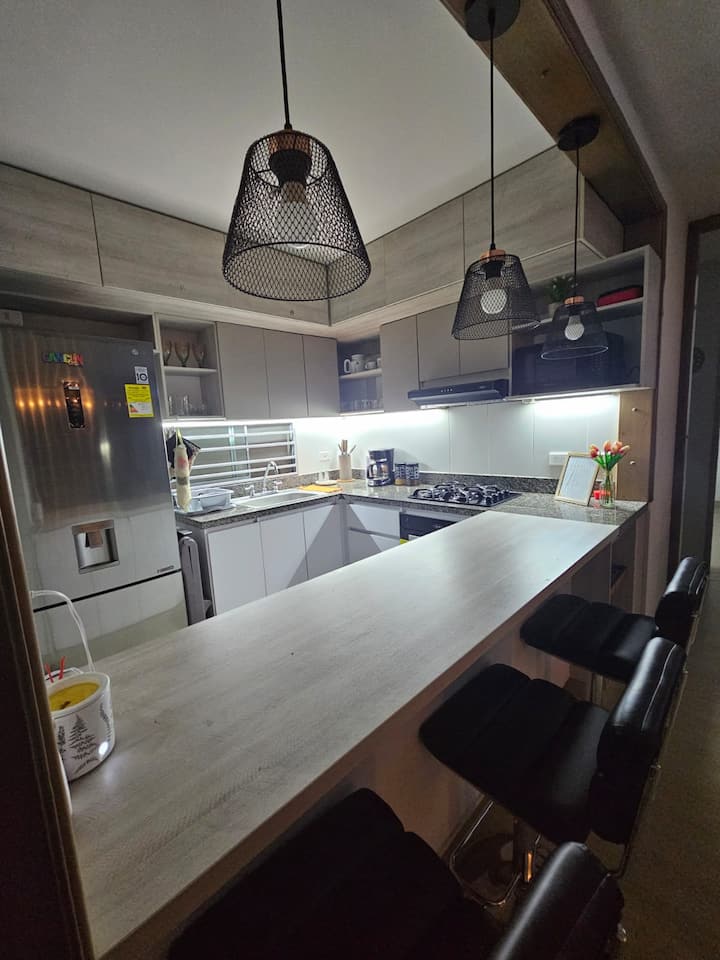 Apartamento Familiar Con Piscina En Villeta - Villeta
