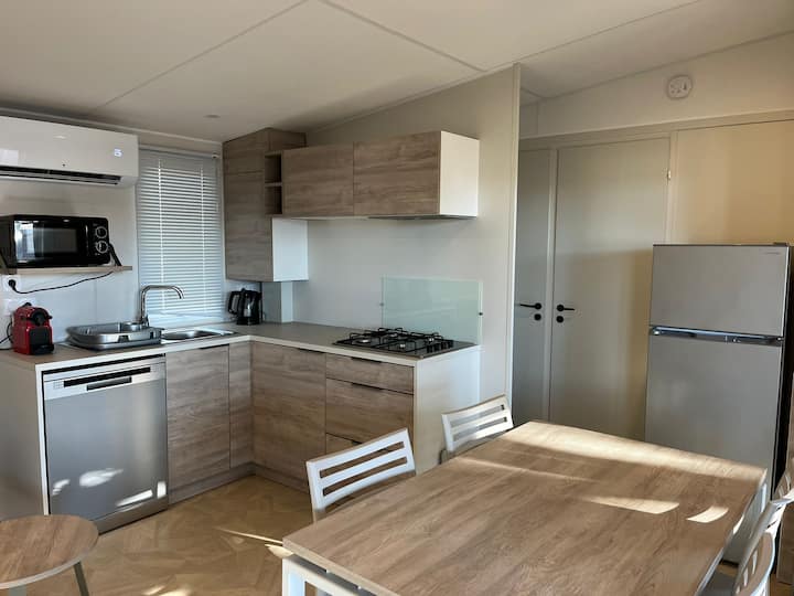 Mobile-home 3 Chambres 6 Pers Dans Un Camping 4* - Le Grau-du-Roi