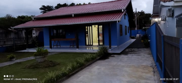 Casa De Frente Pro Mar Em Villa Da Glória - Joinville