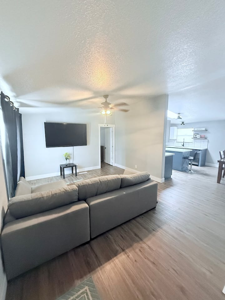 Quiet 4br Tonopah Retreat – Modern & Fully Updated - 벅아이