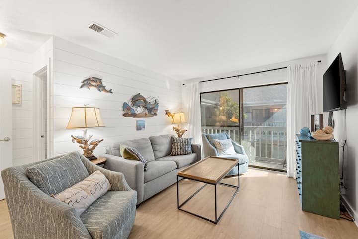 Endless Summer Escape Steps To Beach+sleeps6+pools - Panama City Beach, FL