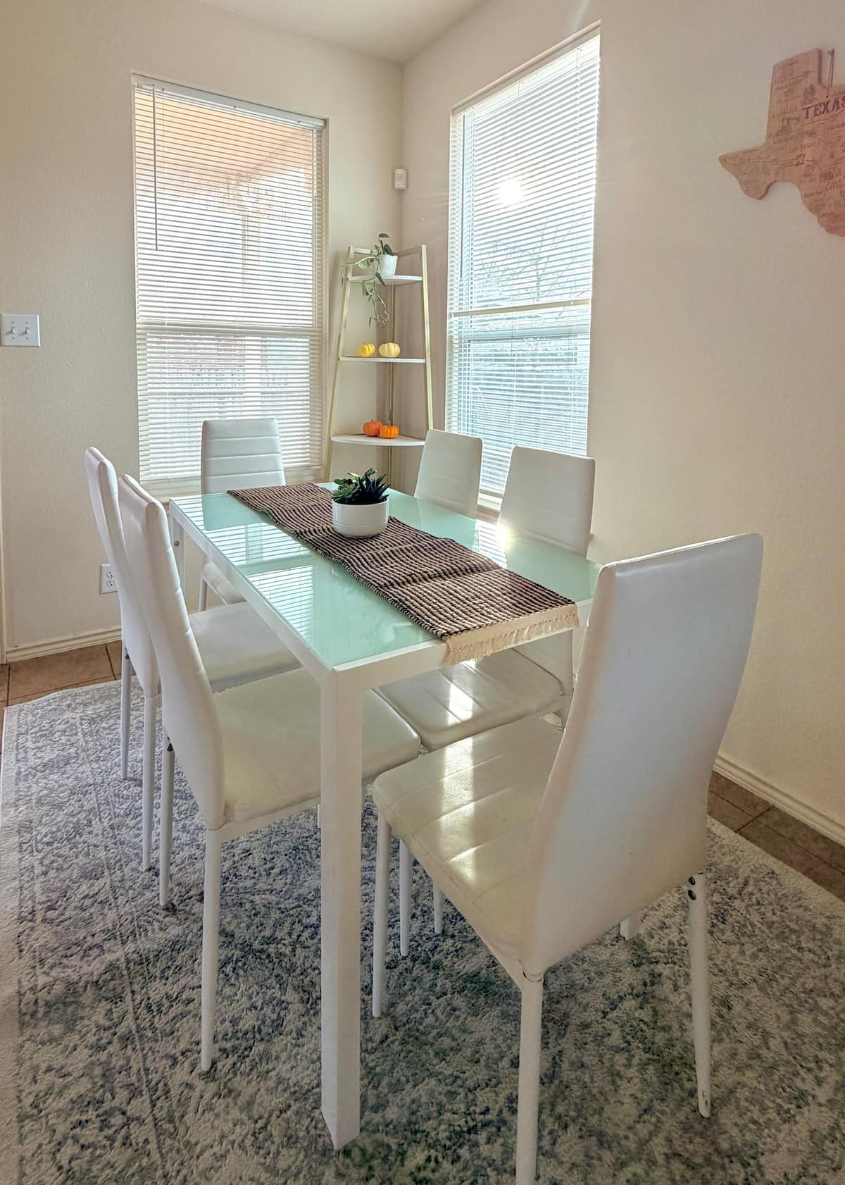 Black & White Room — Tech Ridge, North Austin — Masaya Hospitality