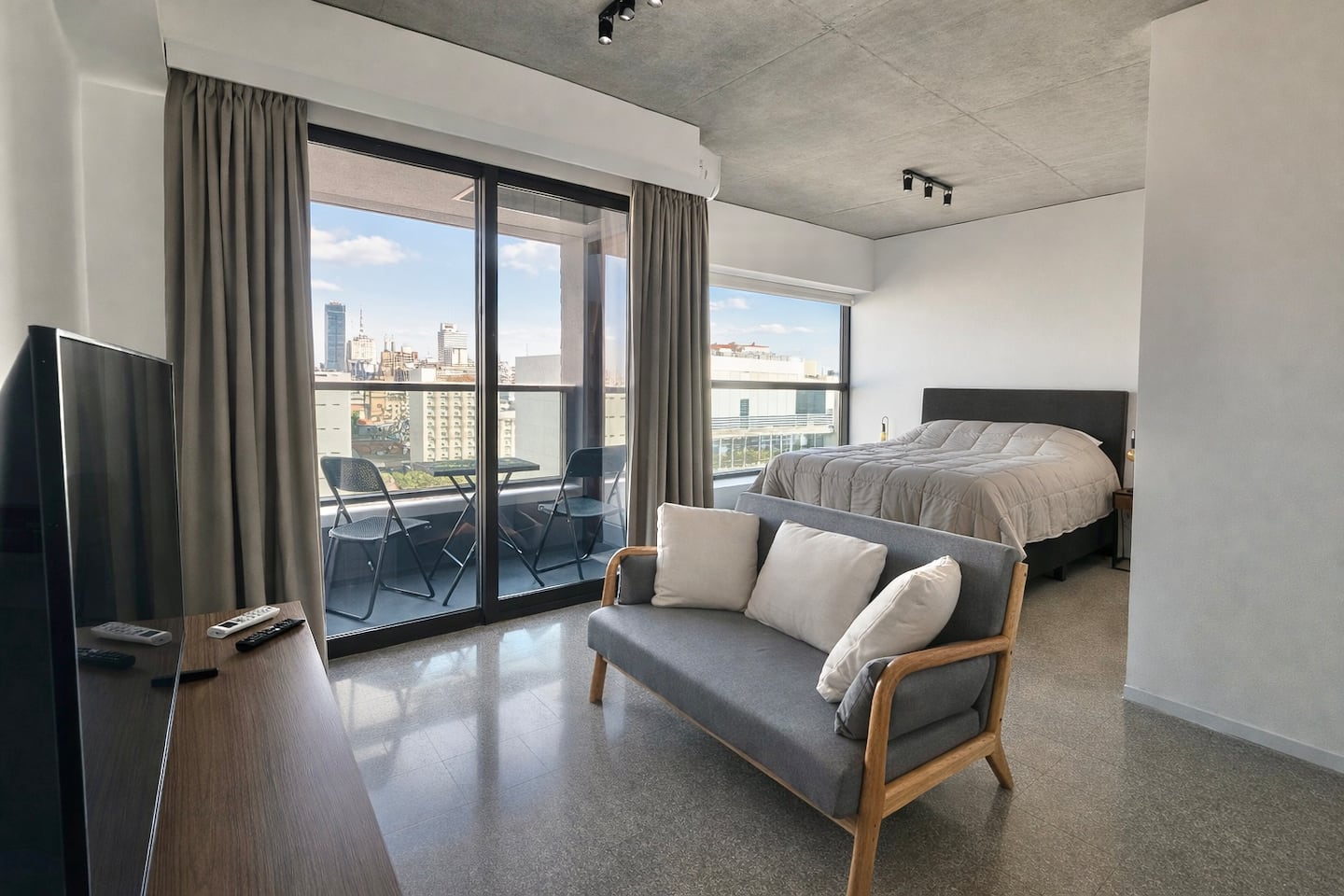 Moderno departamento con excelente ubicación, fotografía 1 de 12
