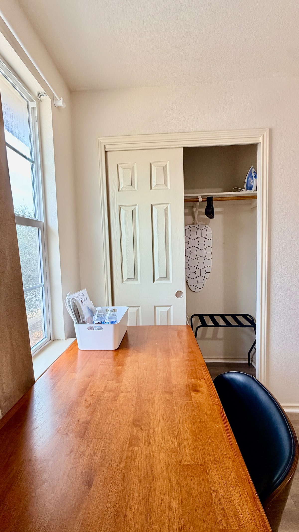 Minimalist Room — Tech Ridge, North Austin — Masaya Hospitality