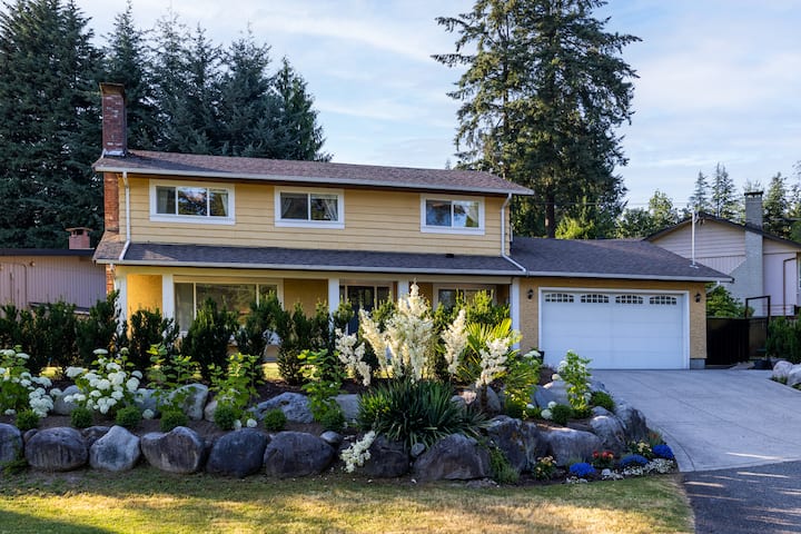 Sunshine House - North Vancouver