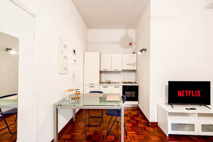 Esiodo Cozy Studio - Cologno Monzese