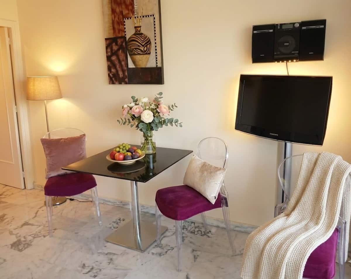 Fleuris Purple Cannes