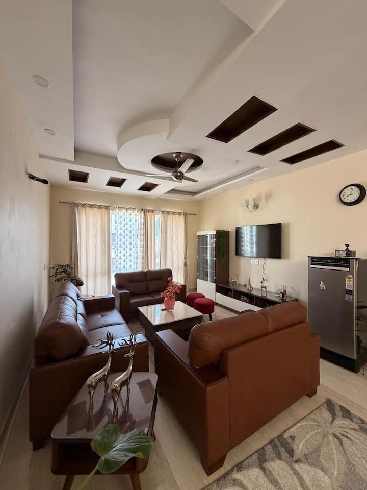 The Palms Residency, Hill View, Farm House Villa - 昌迪加爾
