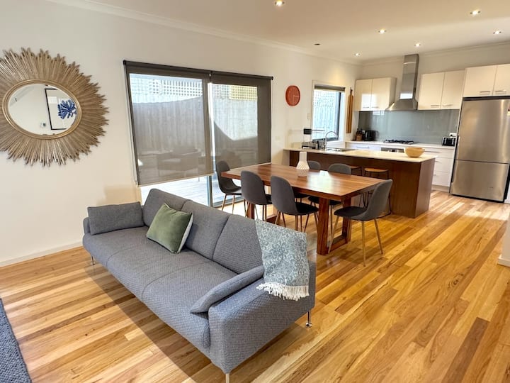Leafy Croydon Escape | Pet-friendly 3br With Deck - Bayswater