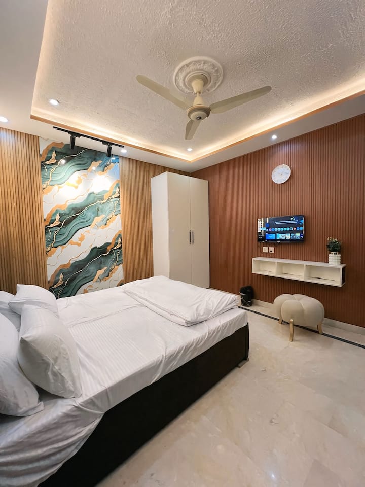 Fully Furnished 2br Apartment In Islamabad | Wifi - Islamabad