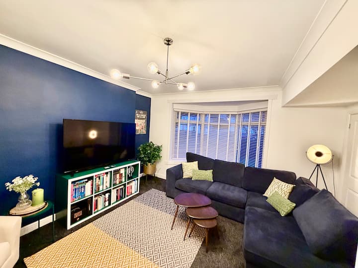 Home + Free Parking & Great Links To City Centre - Glasgow