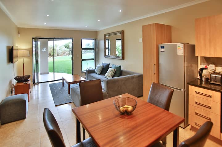 Ellefsen Golf Suite 102, Langebaan, 4-sleeper - Langebaan