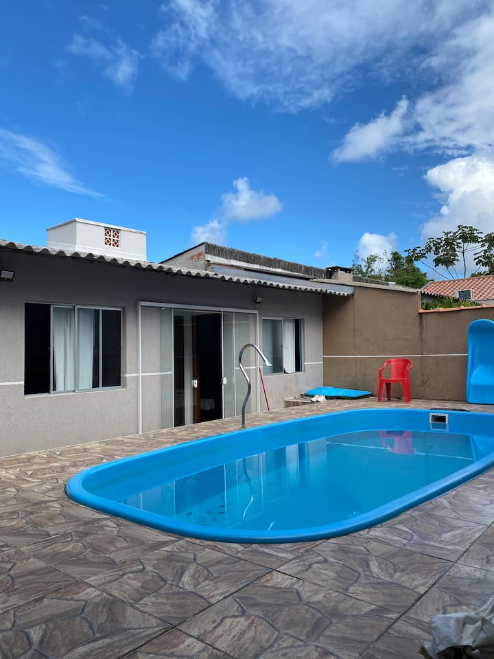 Casa Com Piscina No Balneário Riviera - Matinhos