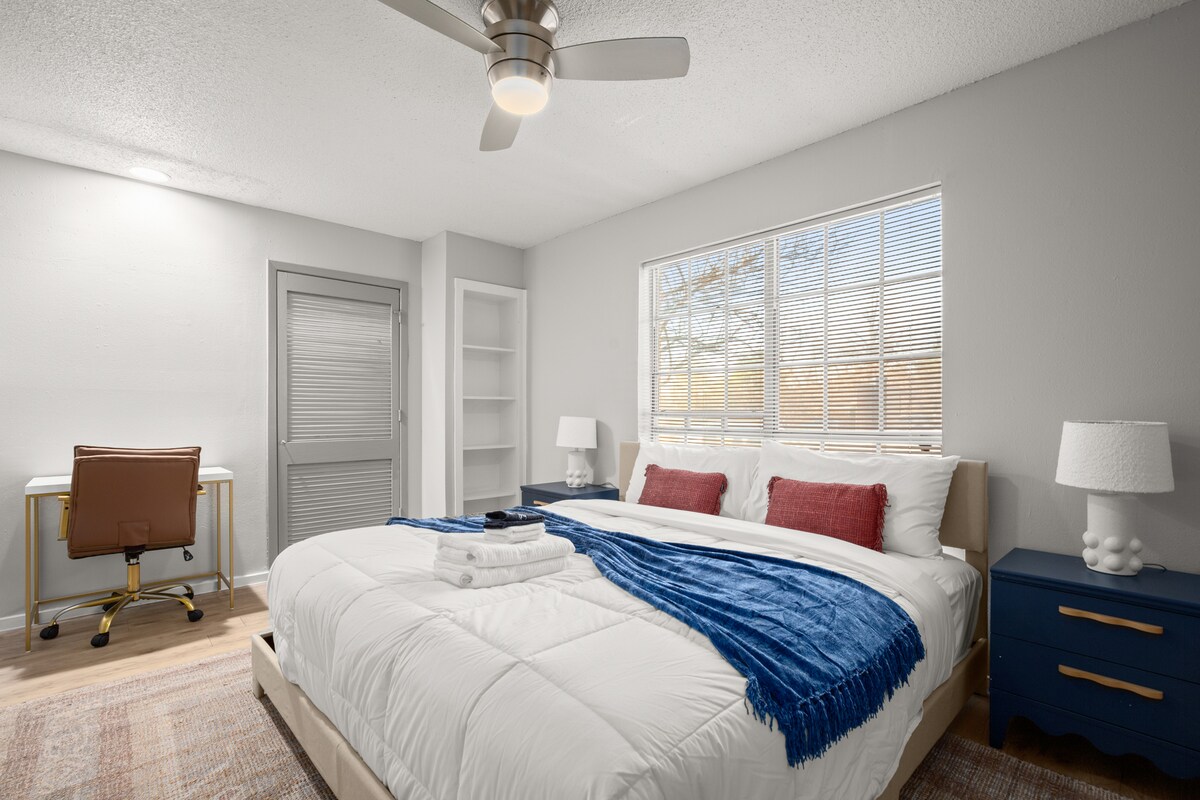 Modern East Austin Escape - Pool - 3Mi to Downtown