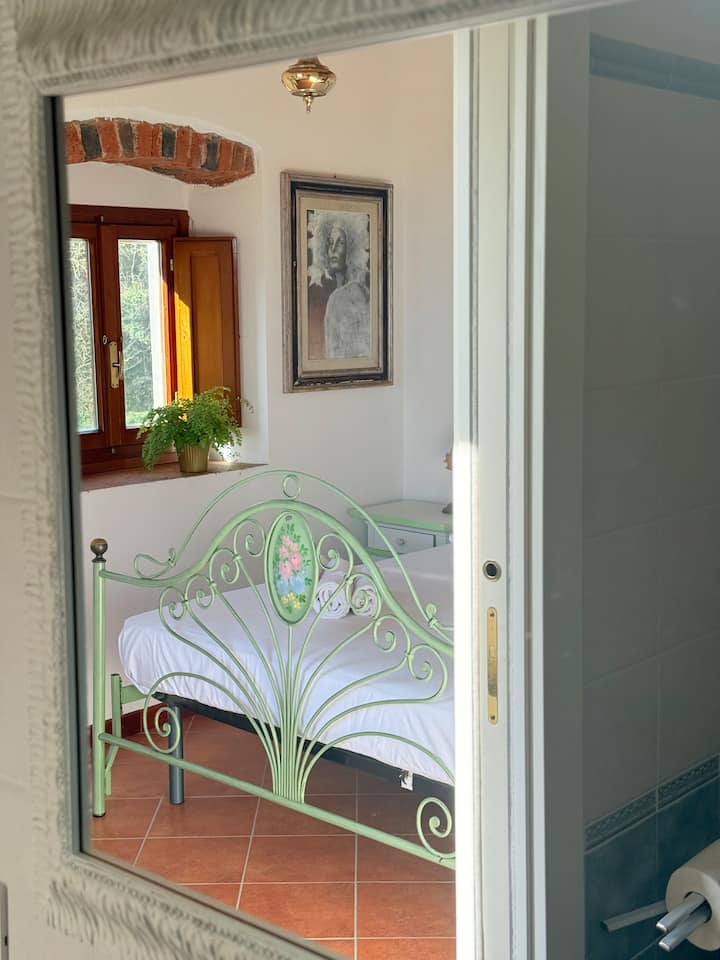 Charming 1br Tuscan Mill Escape - Room Salvia - Pistoya