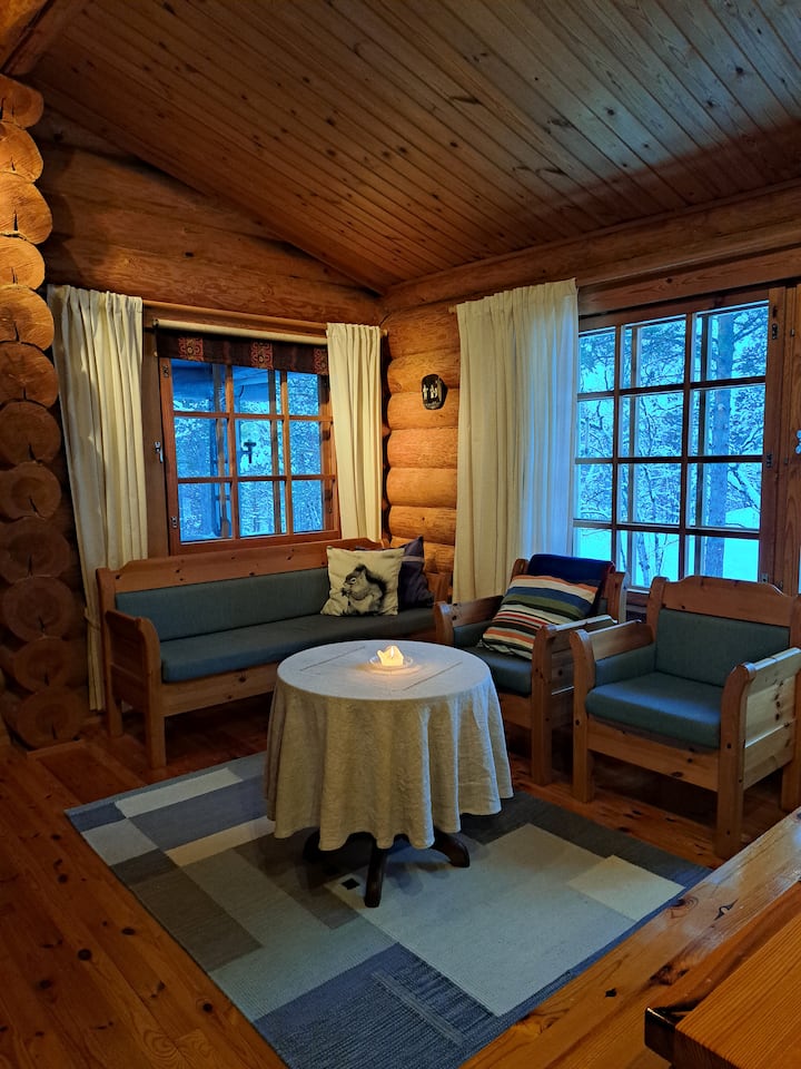 Villa Sietkas- Hirsimökki Lapissa. - Inari