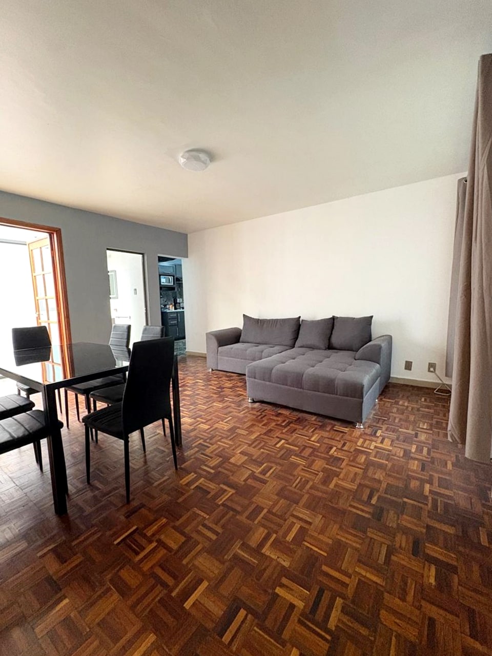 Popular Airbnb listing: Free ACO-Cas Private Room 1 Block VISA in Juárez
