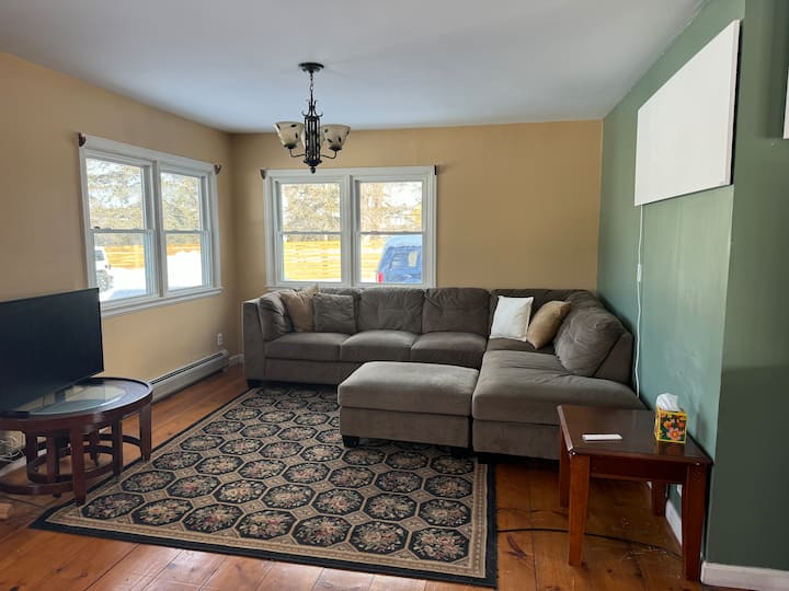 2 Bedroom 1 Bath - Shelburne, VT