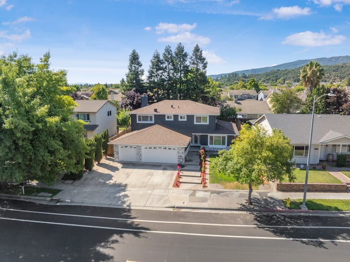 Longmeadow - Gilroy, CA
