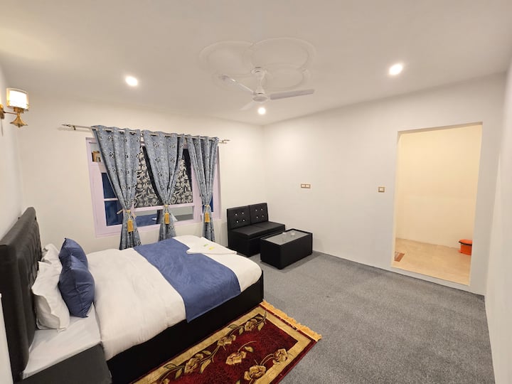 Al Wali Residency 3 Rooms - Srinagar