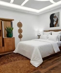 pyramids view luxury apartment