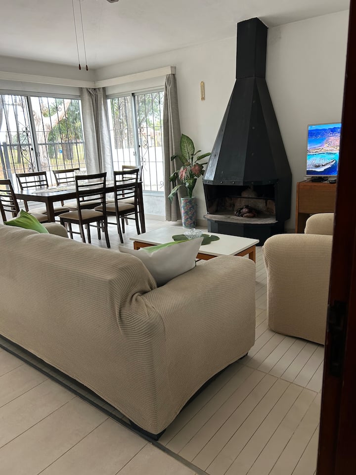Casa Parque Del Plata A Metros Del Mar - Atlántida