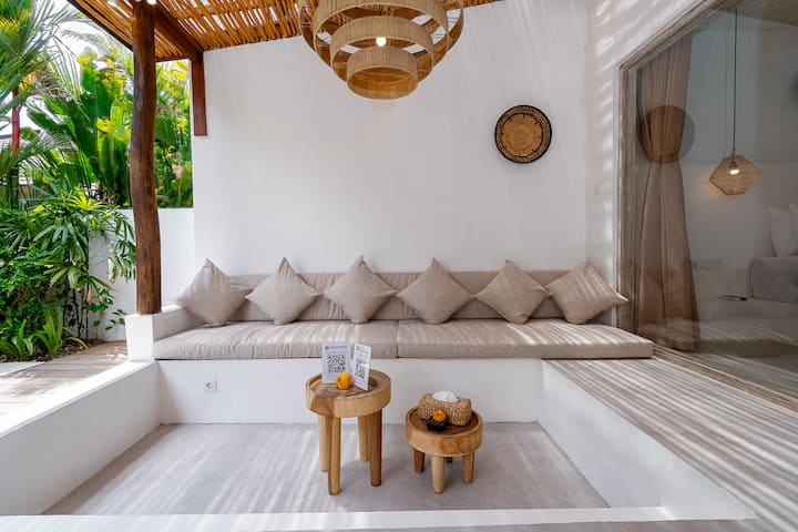 Brand New 2br & Pool Luxury Villa In Nyanyi Beach - Indonesien