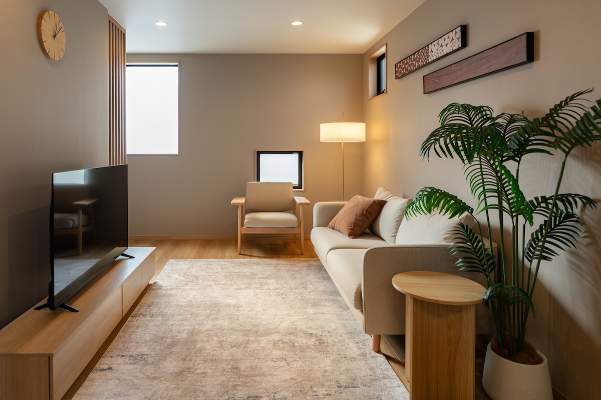 Tsukiumi] JR/Subway, Namba/KIX - Houses for Rent in Osaka, Osaka