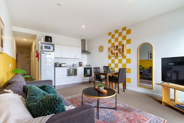 City Fringe Value | 1 Bed + Carpark On Cashel St - Christchurch