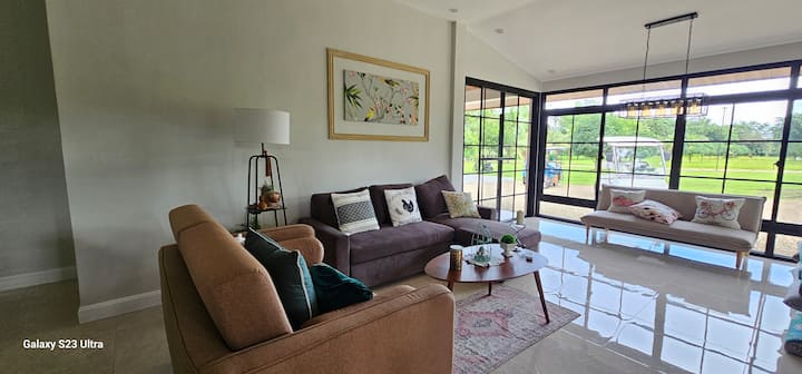 The Poolhouse At Mahogany Ranch - Taal