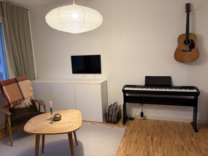 Cozy Mid-century Retreat In Alppila - Helsinki