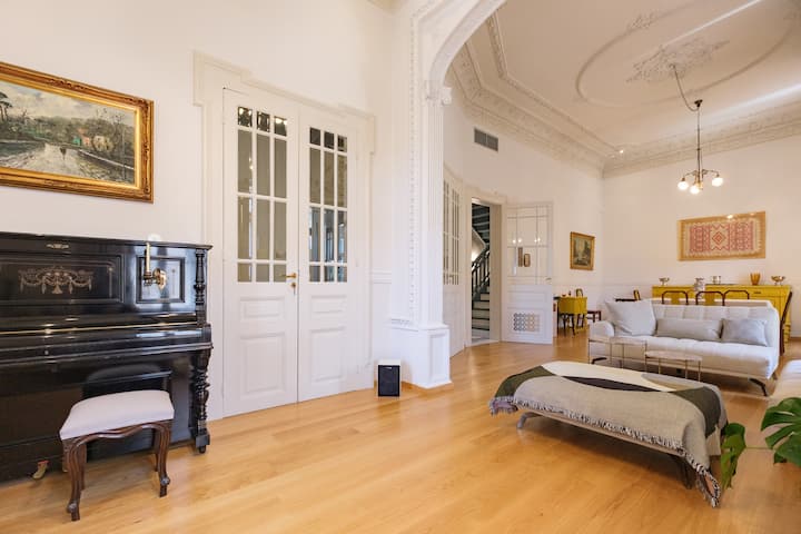 Grand 1930s Mansion In Chania Old Town With Garden - La Canée