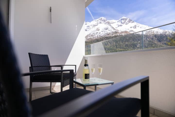 Alpine View Apartment | Pool & Sauna - Saint Moritz