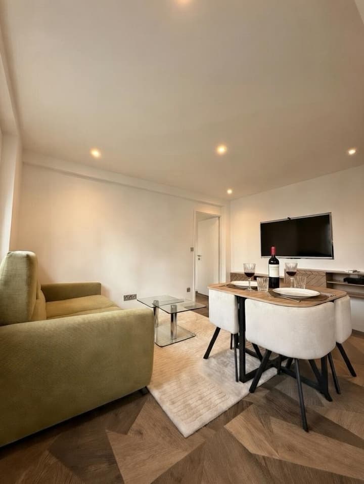 Suite Royale – 2 Chambres Rénovées Chic & Confort - Dijon