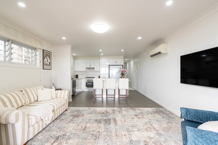U1 - 2 Bed Unit In Paddington | Walk To Suncorp - Milton, Australia