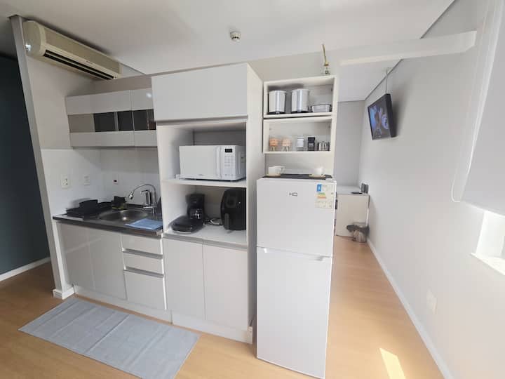 Flat Completo Com Excelente Localização. - Osasco