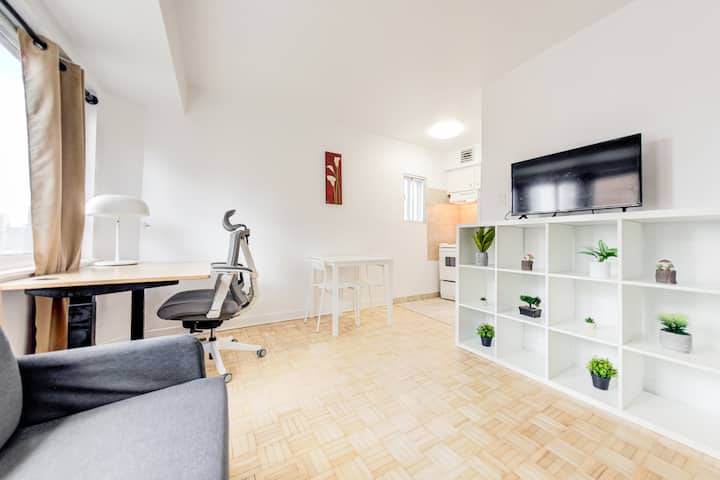 Bright Studio - Montreal