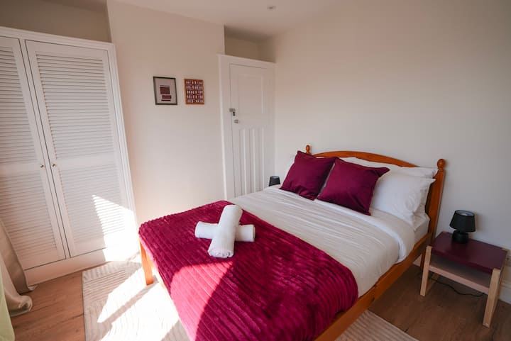 غرفة النوم 2