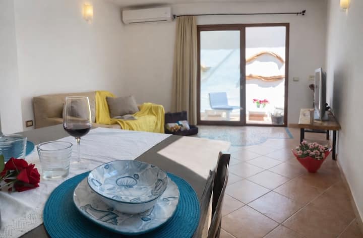 Appartamento Estivo In Zona Tranquilla - Posada