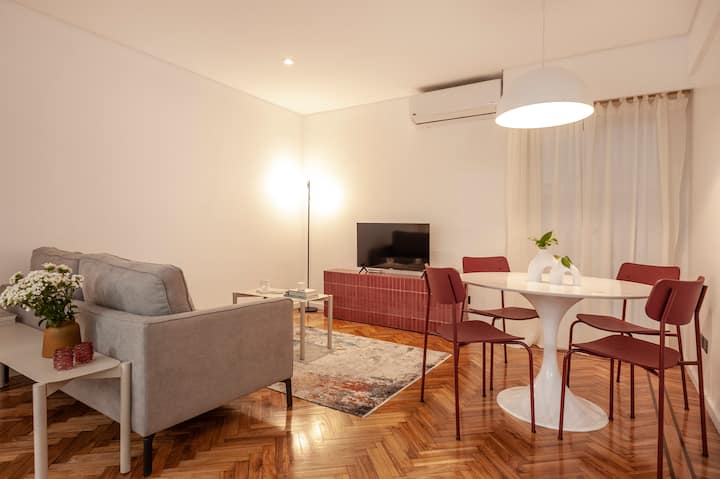 Piso Reciclado 2br En Palermo, Gran Ubicación - Buenos Aires