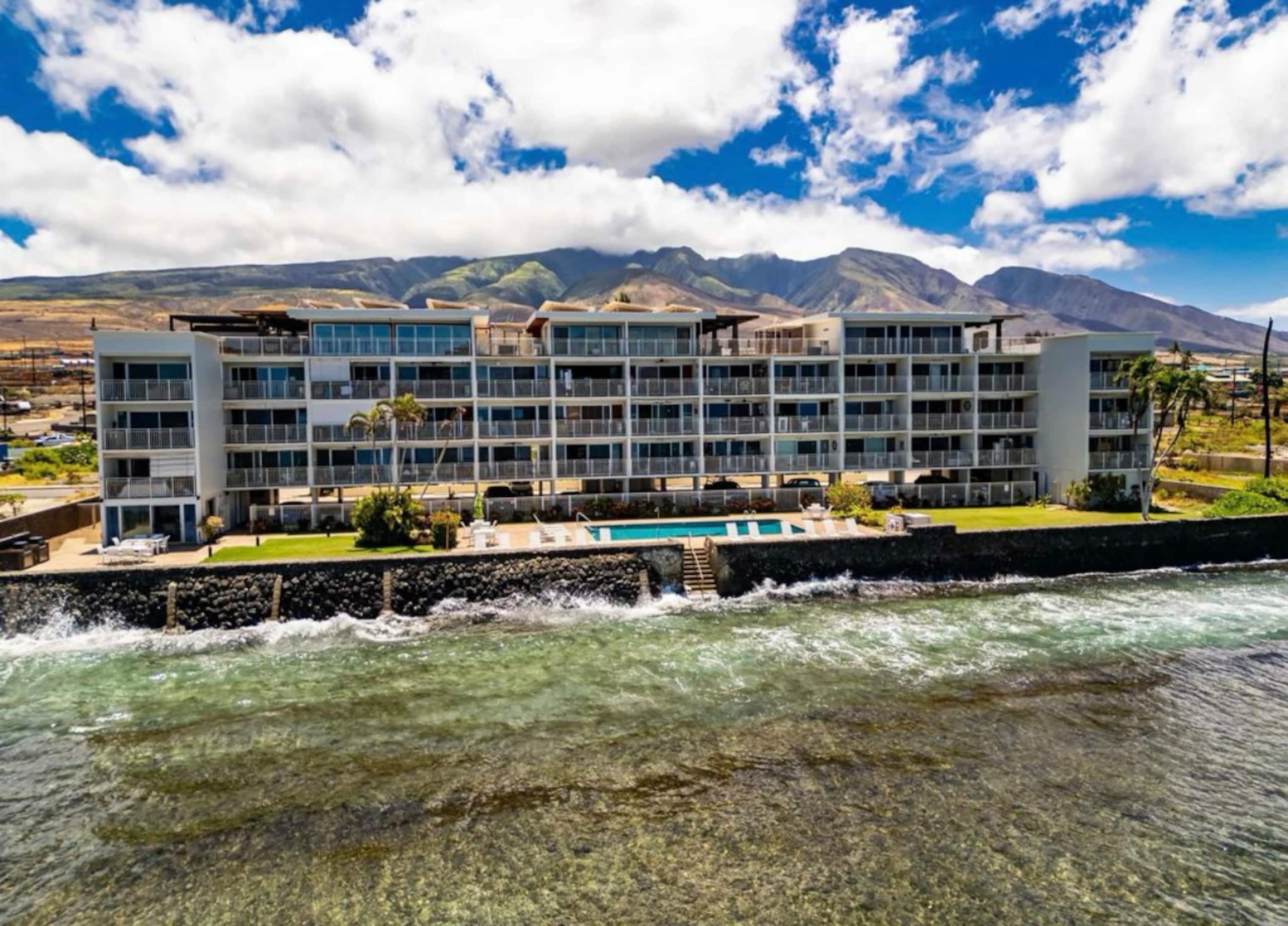 Condo in Lahaina · ★5.0 · 1 bedroom · 2 beds · 1 bath - Image 18
