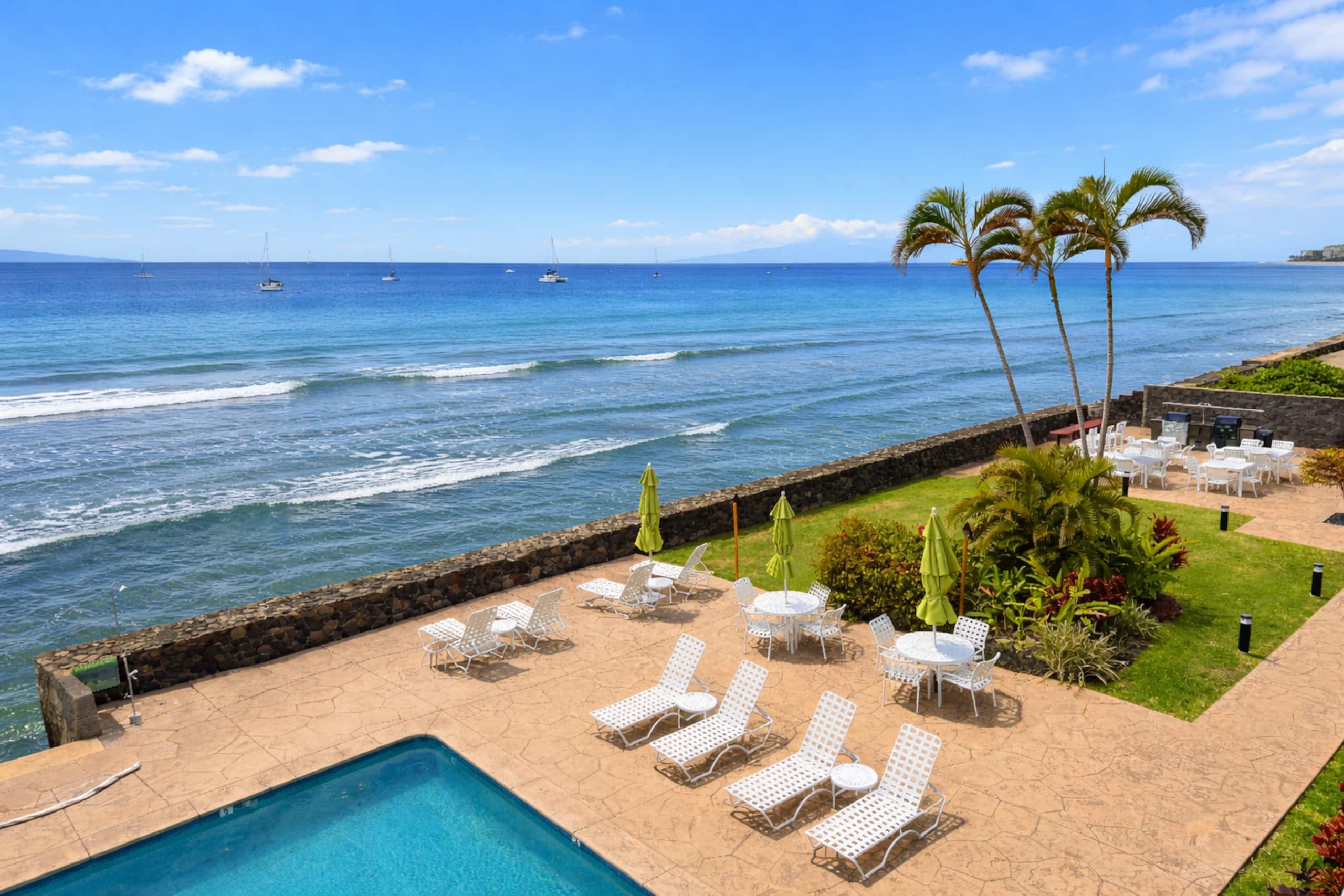 Condo in Lahaina · ★5.0 · 1 bedroom · 2 beds · 1 bath - Image 10