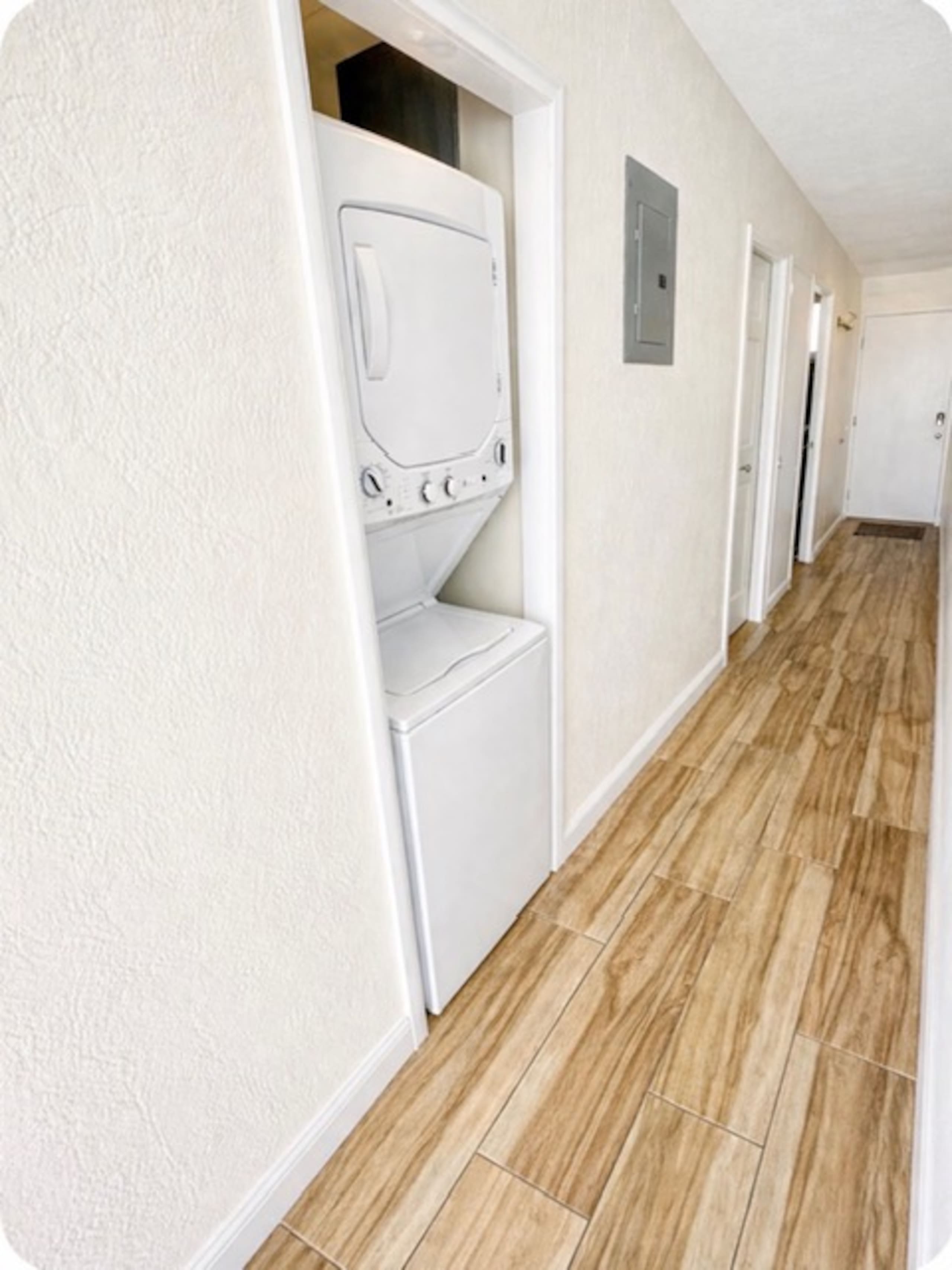 Condo in Lahaina · ★5.0 · 1 bedroom · 2 beds · 1 bath - Image 9