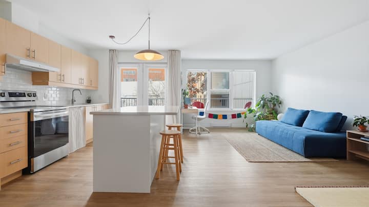Zen-inspired Studio - Quebec City