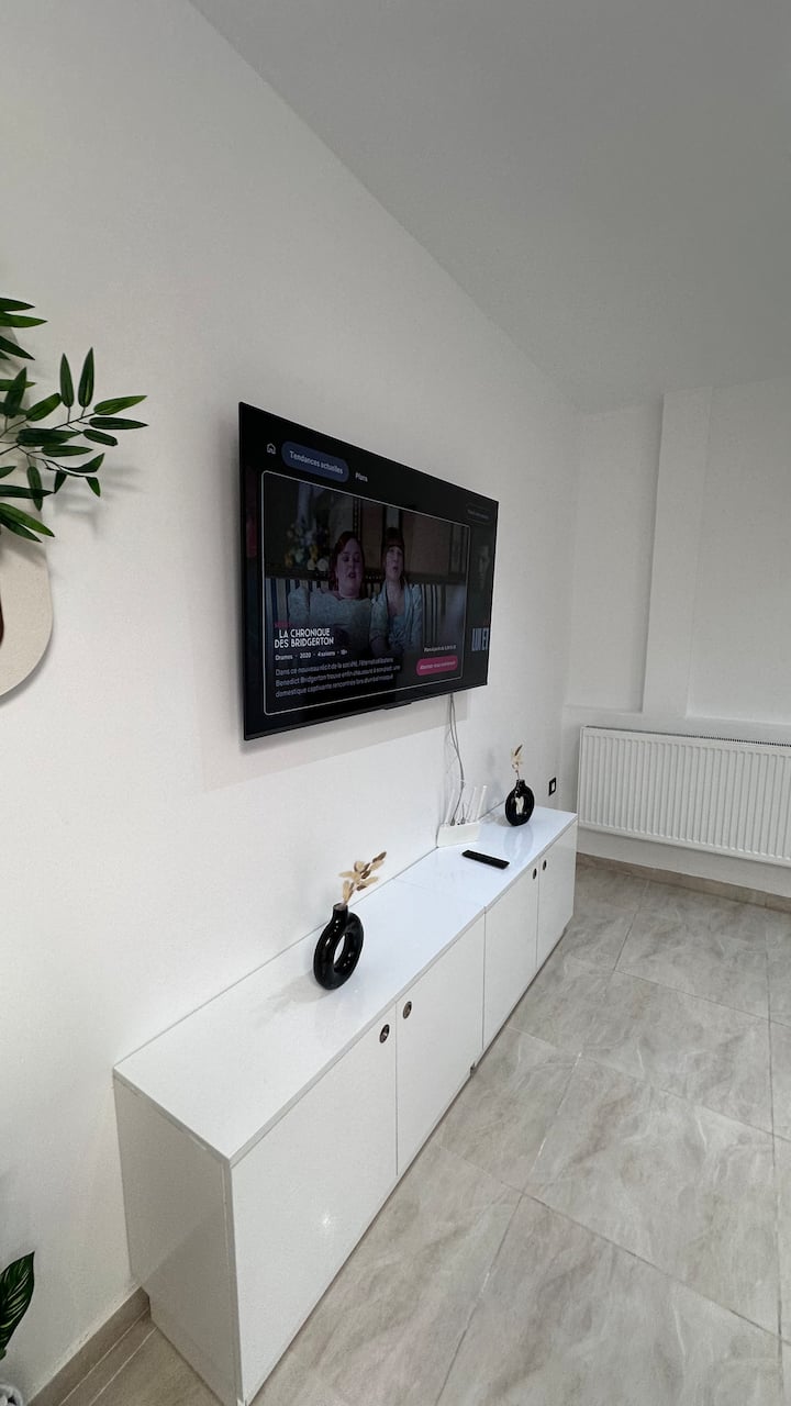 Appartement Moderne Au Centre, Proche Plage - Nabeul
